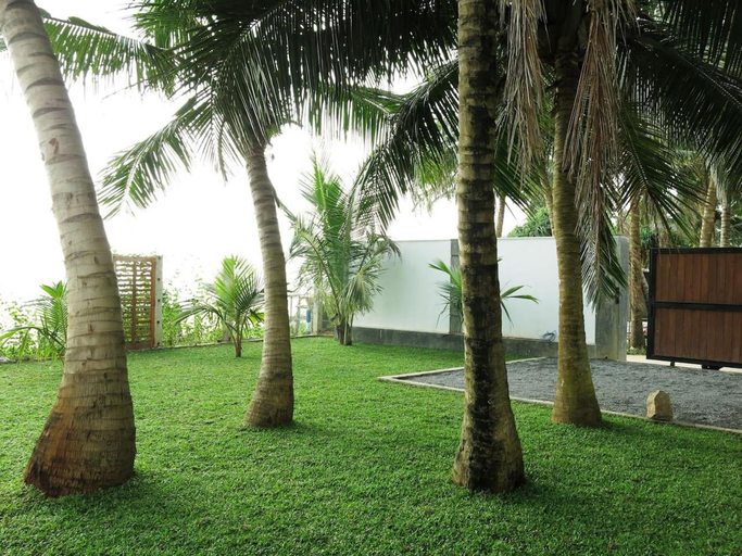 Others 5, Villa Beach Road Ambalangoda, Balapitiya