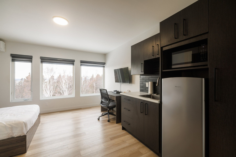 Room 5, Complexe la Falaise, Rivière-du-Loup