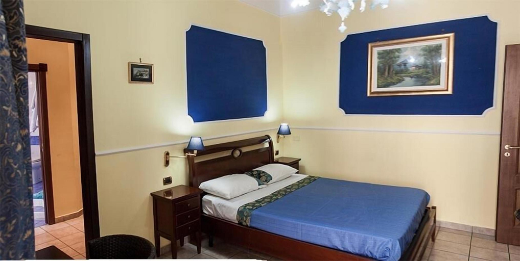 Bedroom 2, B&B Del Corso, Napoli