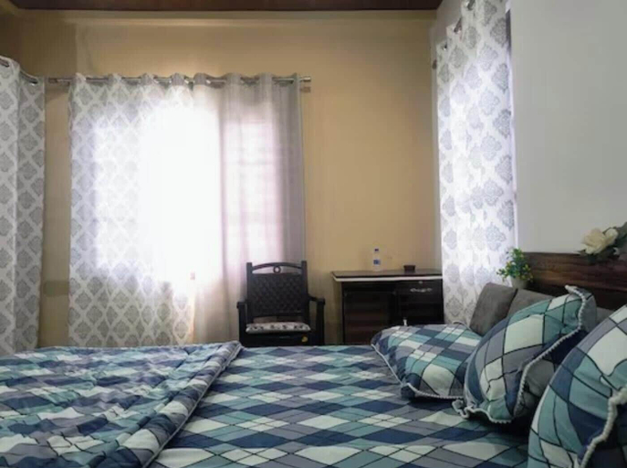 Room 4, Pooja Homestay, Kangra