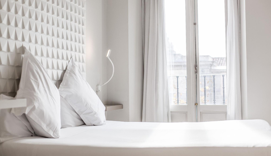 Bedroom 3, Urban Sea Hotel Atocha 113, Madrid