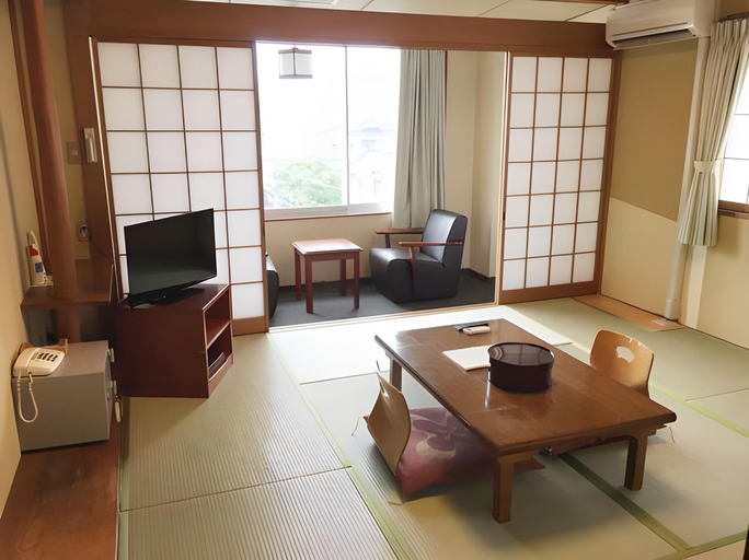 Others 2, Itoen Hotel Bekkan, Itō