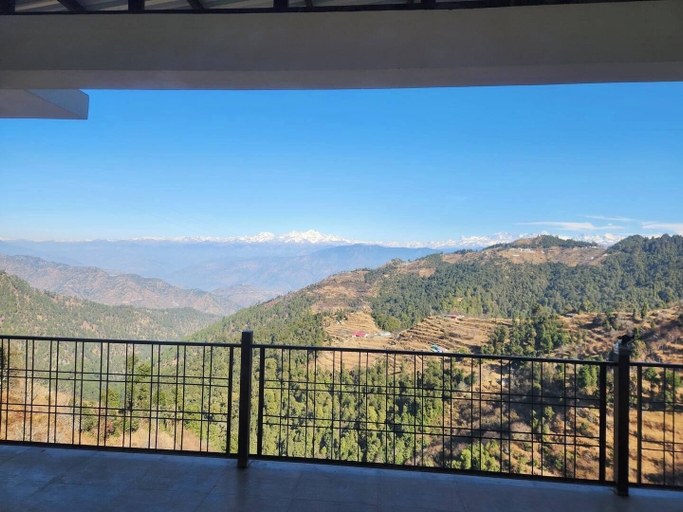 View from property 2, Mangat Farm Stay, Tehri Garhwal