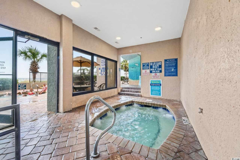 Indoor spa tub, Compass Cove Condos, Horry