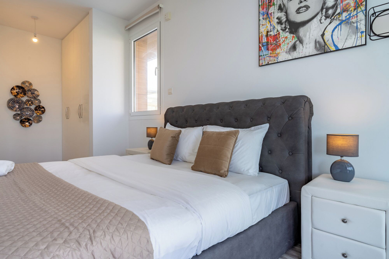 Room 5, Starlet 1-BR Apt. & Pool in Larnaca, Larnaca