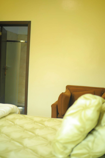 Room 4, KIGALI EDDIE HOMES AND APARTMENT, Gasabo