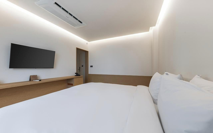 Bedroom 4, BLUEFROG HOTEL, Jung
