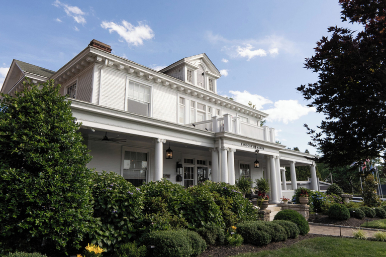 Exterior 4, Pandora's Manor Bed & Breakfast, Guilford