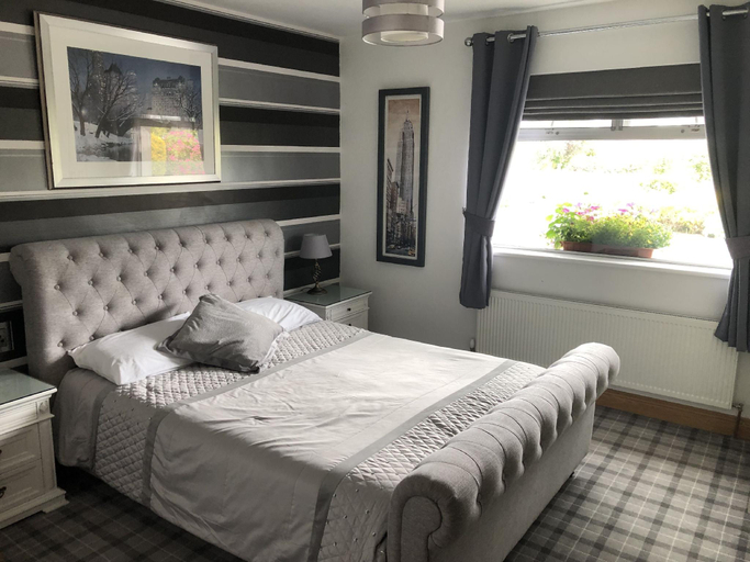 Bedroom 2, Seacrest B&B
