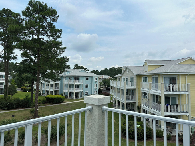Property grounds 3, Common 1 Brunswick Plantation, Brunswick