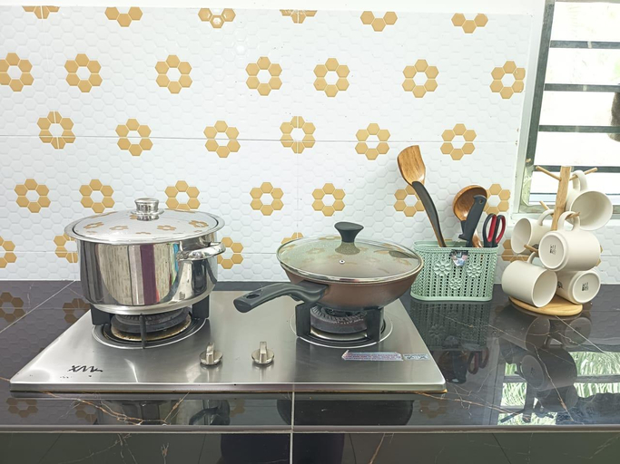 Food & Drinks, Fayyadh Homestay Teluk Intan 3R2B, Hilir Perak