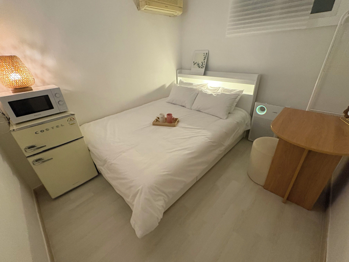 Room 2, STAY110, Gangbuk
