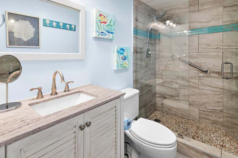 Bathroom 5, Shoreline Towers 2025, Okaloosa