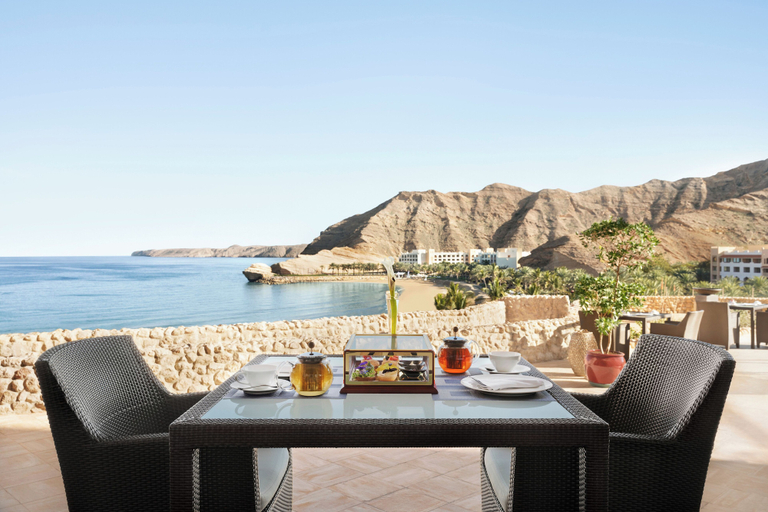 Outdoor dining, Al Husn Hotel Muscat, Muscat