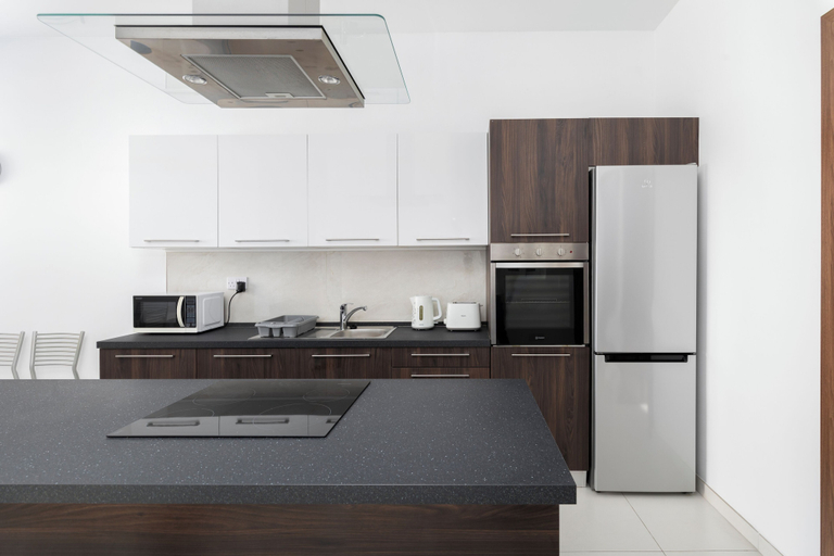 Private kitchen 2, Stylish Penthouse - Terrace near Spinola, St Julian's