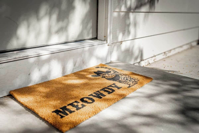 Exterior detail, Designer Living Pet-friendly UNR 2BD 1BA, Washoe