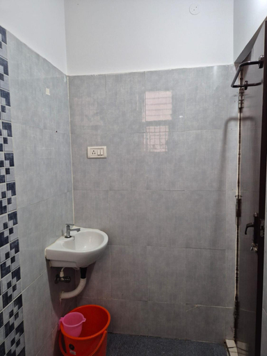 Bathroom 4, Rivera Nest, Chennai