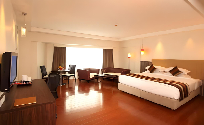 Bedroom 3, The Altruist Wagholi Hotel, Pune