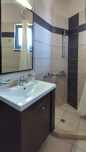 Bathroom 5, Thealia, Crete