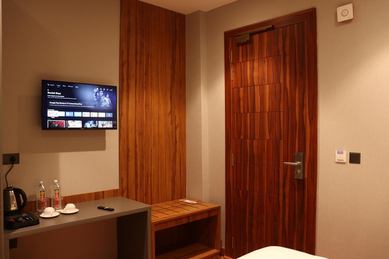 Bedroom 3, Hotel Prem Inn, Mathura