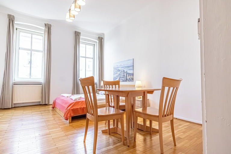 Dining, Affordable 2BR Apt Long Stay Stadthalle, Wien