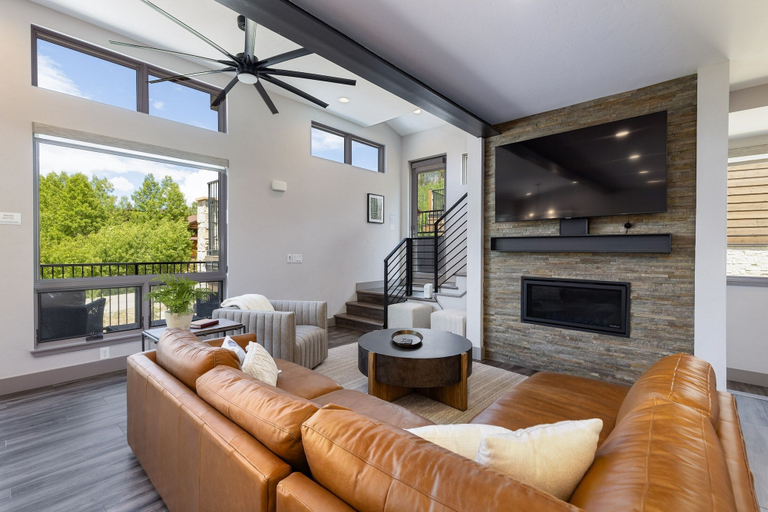 Living area 2, Keystone Adventures Basecamp 4 Bedroom Townhouse, Summit