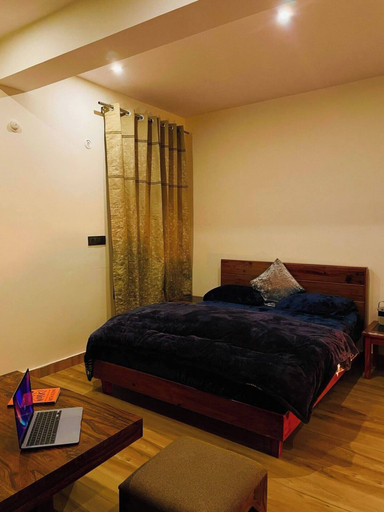Room 4, Mangat Farm Stay, Tehri Garhwal