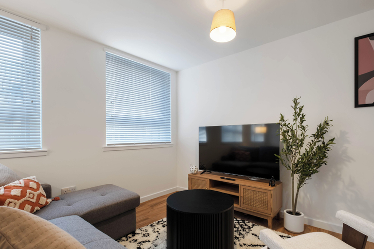 Living area 2, City Point Apartments by Guestz, Aberdeen