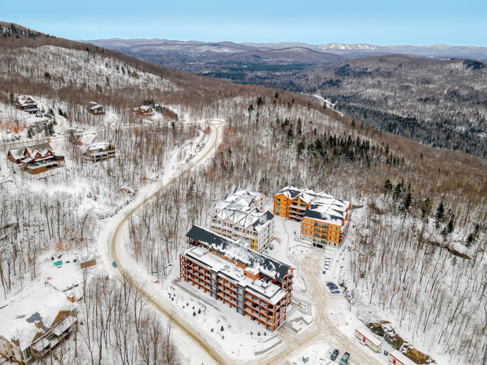 Exterior 5, Ostrya by Tremblant Platinum, Les Laurentides