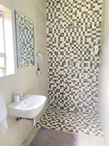 Bathroom 4, 63 Lodging Villa, Bojanala