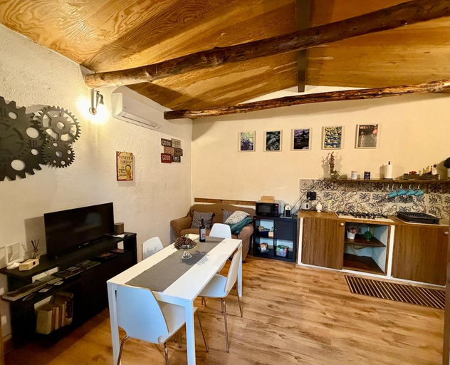 4, Casetta sull’Etna, Catania