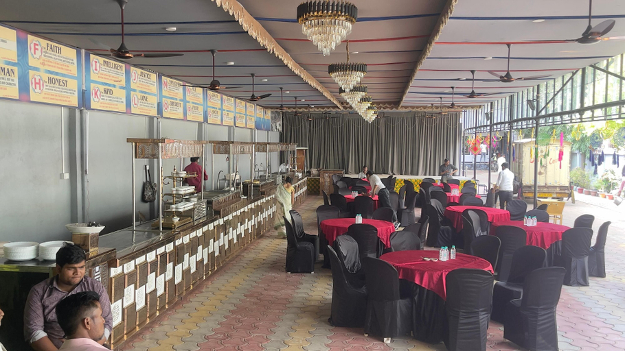 Banquet hall 5, Hotel Blue Star, Sehore