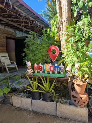Others 5, Row House Long Beach, Ko Lanta