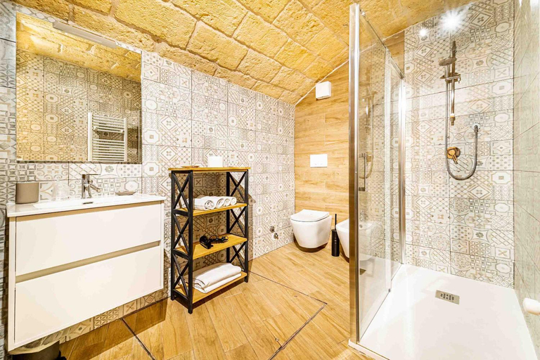 Bathroom 3, Il Melograno Suite & Room - B&B, Bari