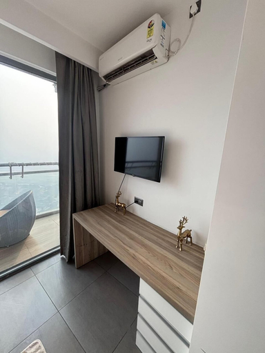 Living area 2, OnlyStay Villa Vista Supernova, Gautam Buddha Nagar