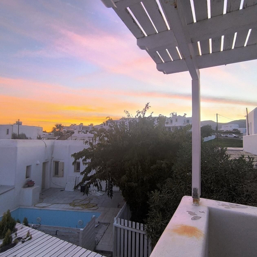 Property grounds 4, THEROS CASA LOGARAS, South Aegean
