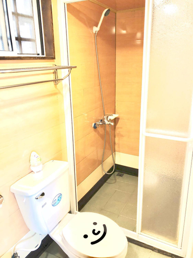 Bathroom 3, QingJing love mountain city homestay, Nantou