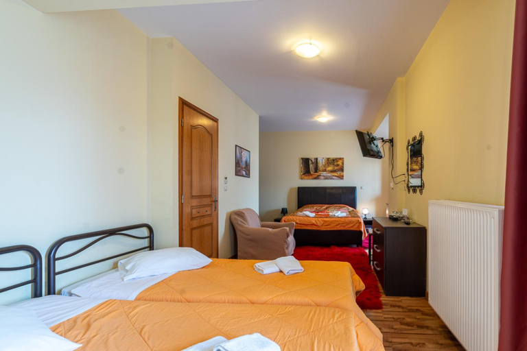 Bedroom 3, Ageri, Central Greece