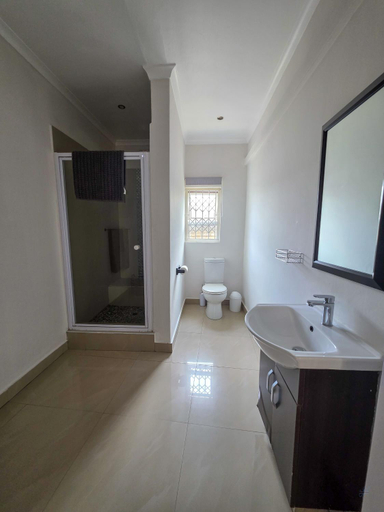 Bathroom 4, Illovo beach house, eThekwini