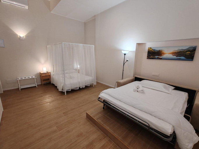 Bedroom 2, Charme & Chic Nazionale, Roma