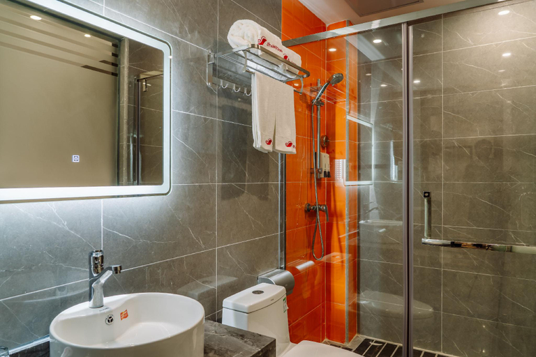Bathroom 4, Shell Hotel Zhanjiang Lianjiang Xinyuan Square, Zhanjiang