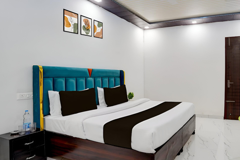Bedroom 5, Hotel brother, Panchkula