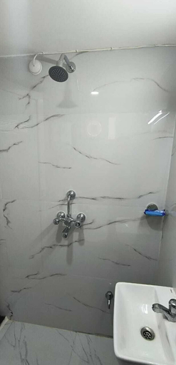 Bathroom 4, sree jee stay, Varanasi