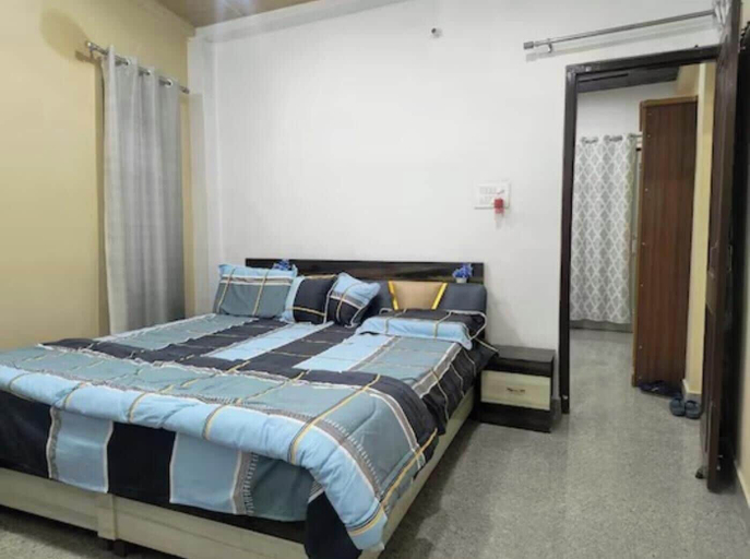 Room 5, Pooja Homestay, Kangra