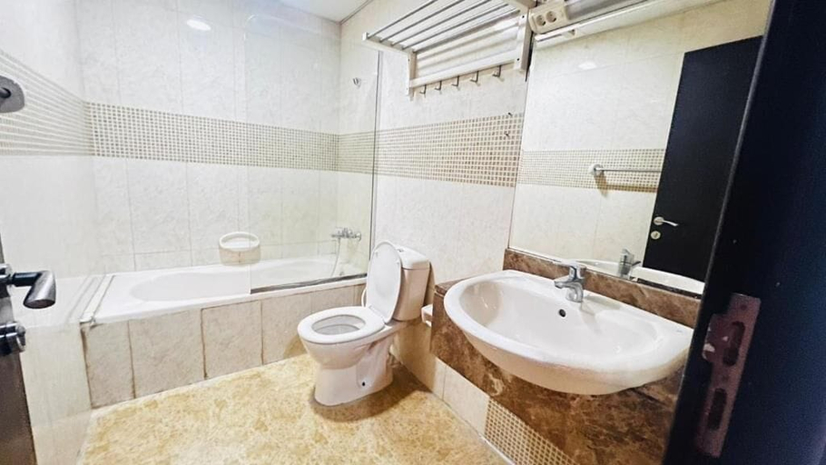 Bathroom 5, Escape Partition Room in AlBarsha1, Dubai