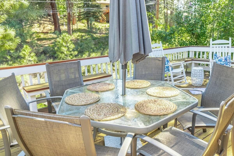 Outdoor dining 2, Truckee Mountain Retreat Family Friendly 3BR 2BA, Nevada