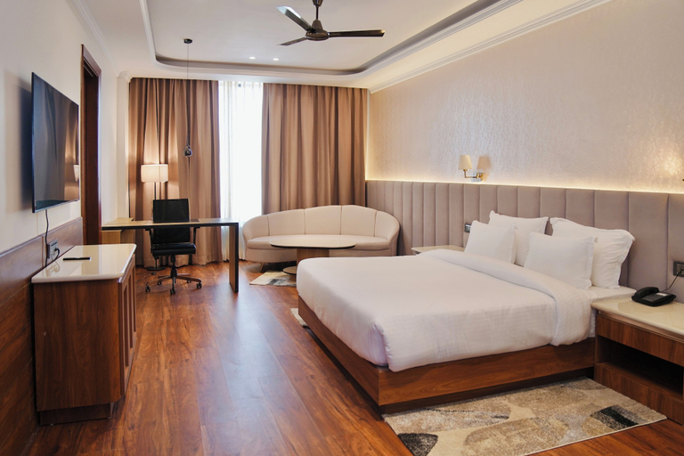 Room 3, Le OVAL Hotel & Resorts, Dehradun