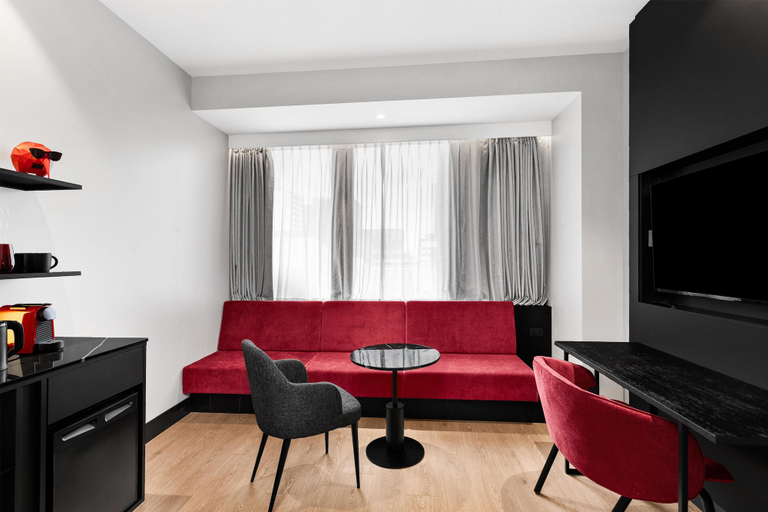 Room 4, Radisson RED Auckland, Waitakere