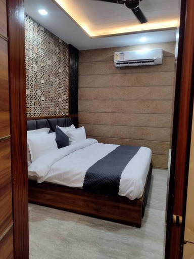 Room 4, Hotel Celestial Ganges, Garhwal