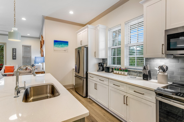 Private kitchen 5, Azure on 30A 1-205- A Wave From it All, Walton